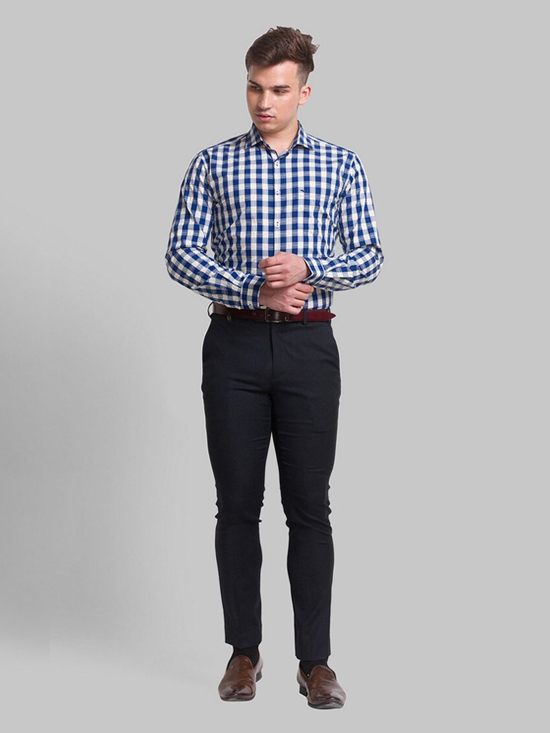 Men Blue Slim Fit Gingham Checks Checked Organic Cotton Formal Shirt - Image 2
