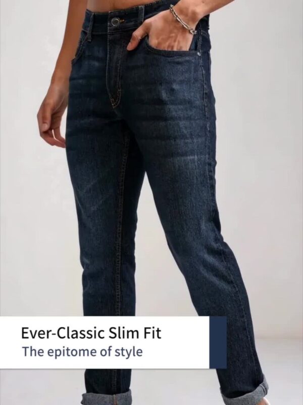 Men Blue Slim Fit Mid-Rise Clean Look Stretchable Jeans